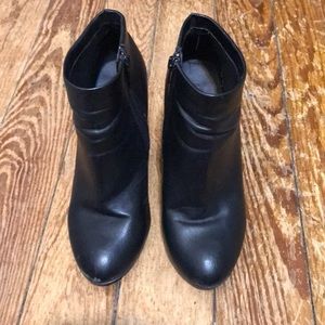 Forever 21 Black Wedged Booties